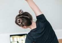 겨울철 무릎관절염 환자를 위한 효과적인 실내 운동 방법